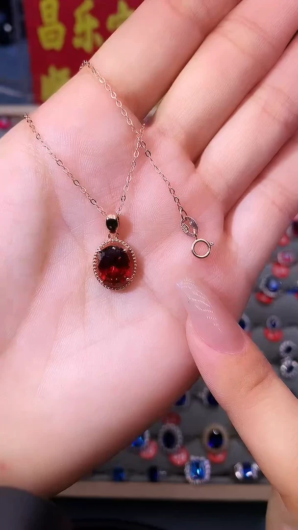 【闪购商品】石榴石吊坠(赠链)银S925镶嵌11111