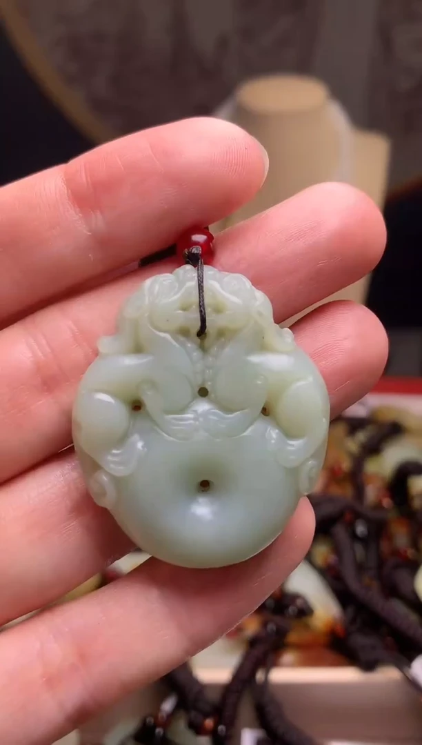 颈饰未镶嵌和田玉新疆料青海料清水和田玉吊坠