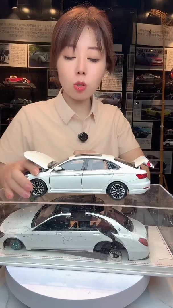 1/18汽车模型大众速腾2019款车顶带孔