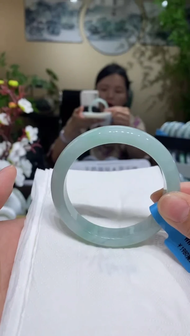 翡翠手镯未镶嵌翡翠55.6