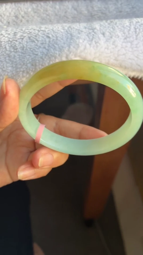 未镶嵌手镯翡翠（捡漏必买）冰胶润黄加绿贵妃7号