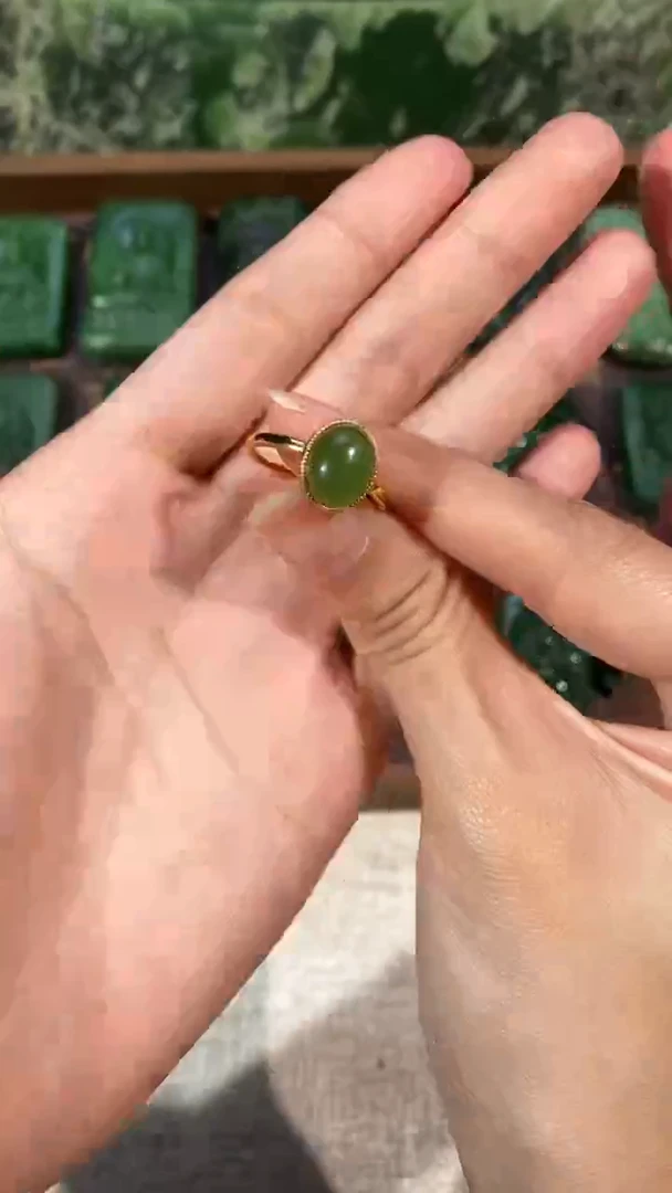 银S925镶嵌戒指和田玉（糖玉）和田玉碧玉戒指
