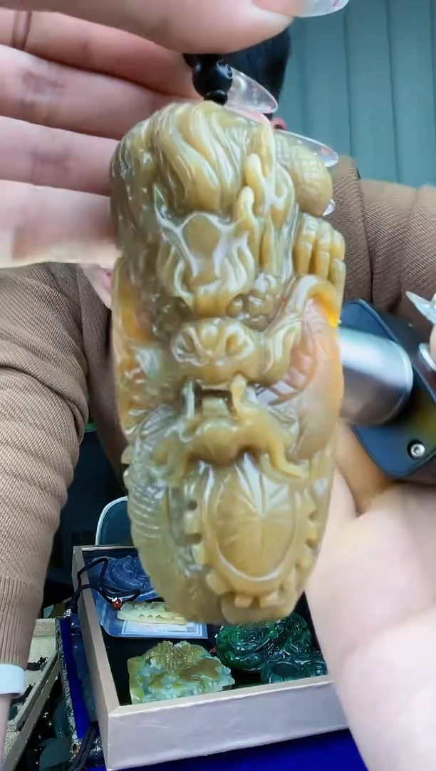 【闪购商品】和田玉挂件未镶嵌拍一发一，多样性发货！