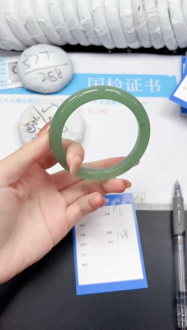 未镶嵌手镯石英质玉216-62.2DLX