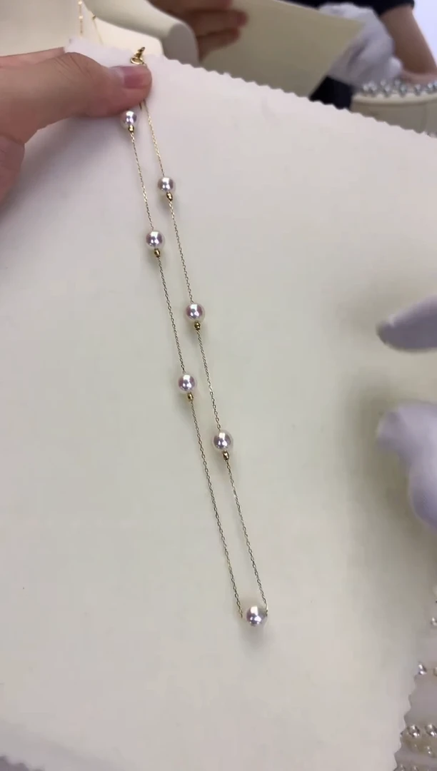 18K金镶嵌DA海水珍珠 GD142 6.5-7 天女微笑链