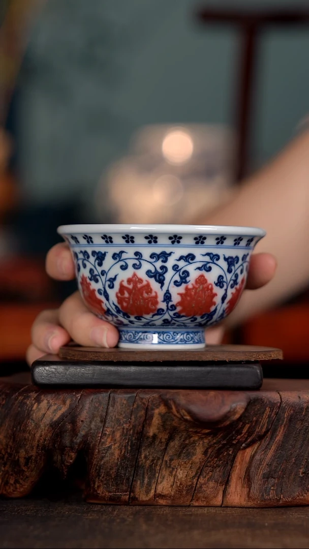 阳春白雪 缠枝莲压手杯