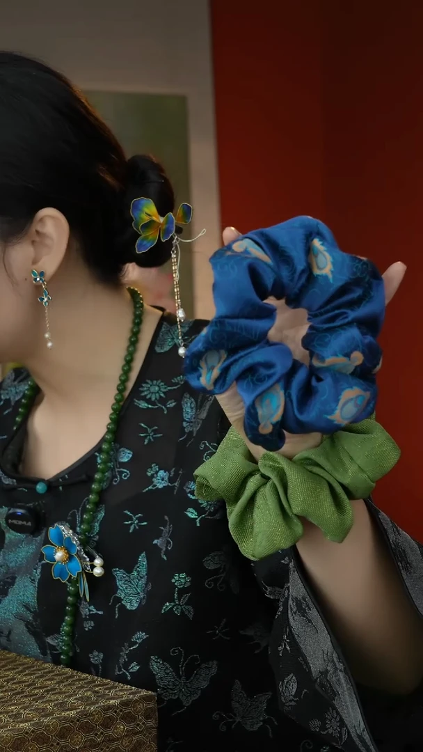 刺绣桑蚕丝大肠圈发圈