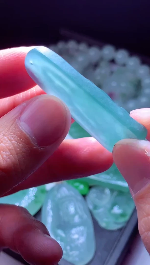 未镶嵌定制翡翠齐****#翡翠毛货定制