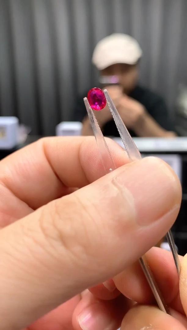 裸石红宝石0.57ct 13