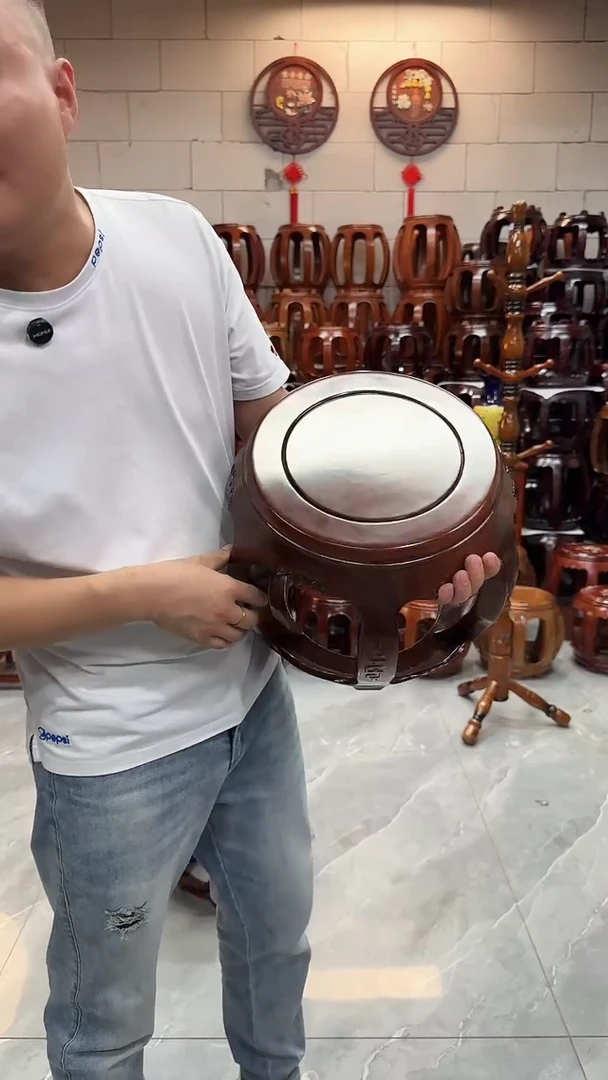 花梨木类端景台胡桃色雕花小号鼓凳单个