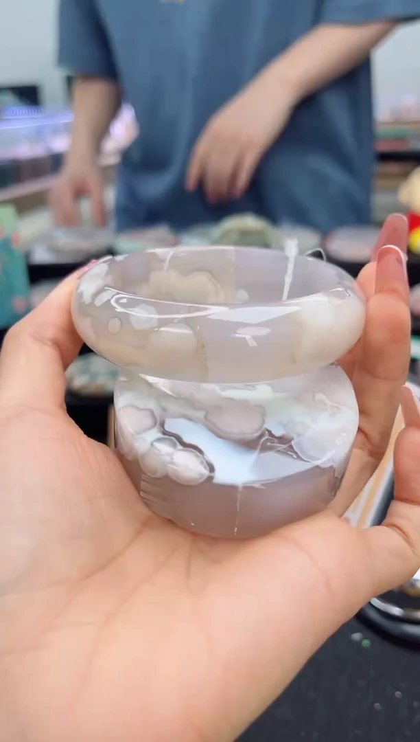 石英质玉手镯未镶嵌62圈口（不退不换）1571443