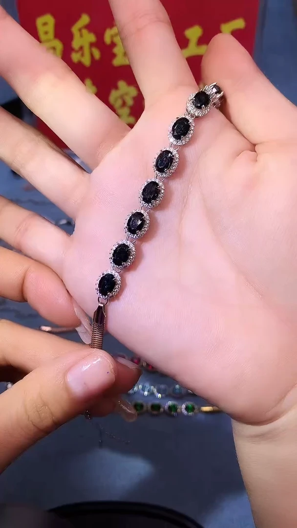 【闪购商品】蓝宝石手链银S925镶嵌1111