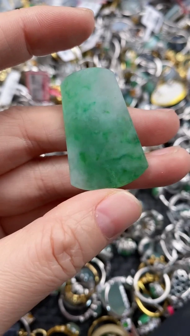 未镶嵌戒指翡翠11   3