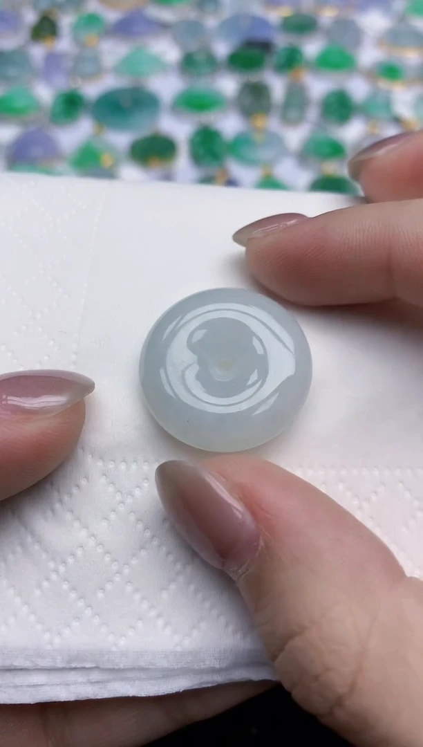 【闪购商品】翡翠颈饰未镶嵌天然翡翠A货