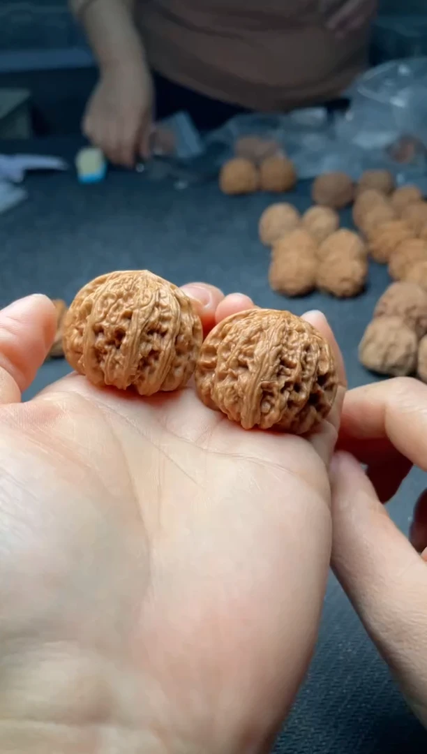 把件文玩核桃w166  密文 36尺