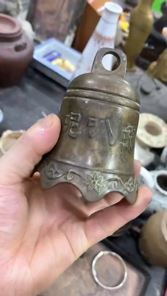 鸿兴工艺摆件把件钟形铃