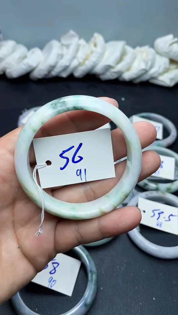 未镶嵌手镯翡翠91