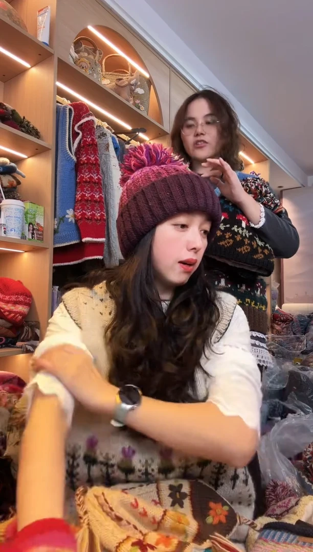 纯棉百羊毛紫气东来单球翻边帽