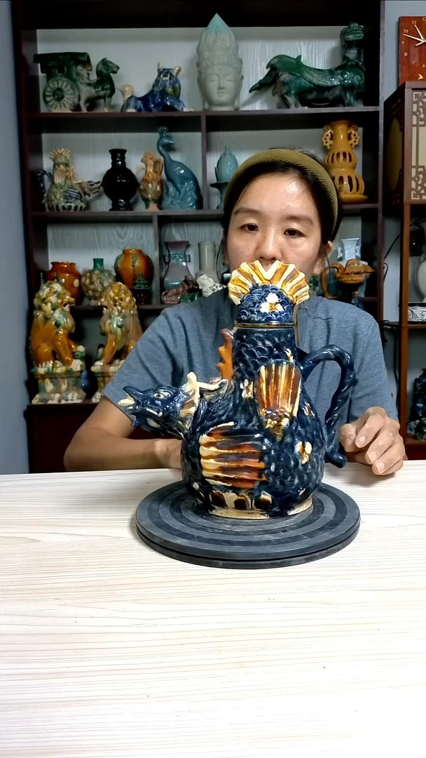 经典精美复古风格瓷器