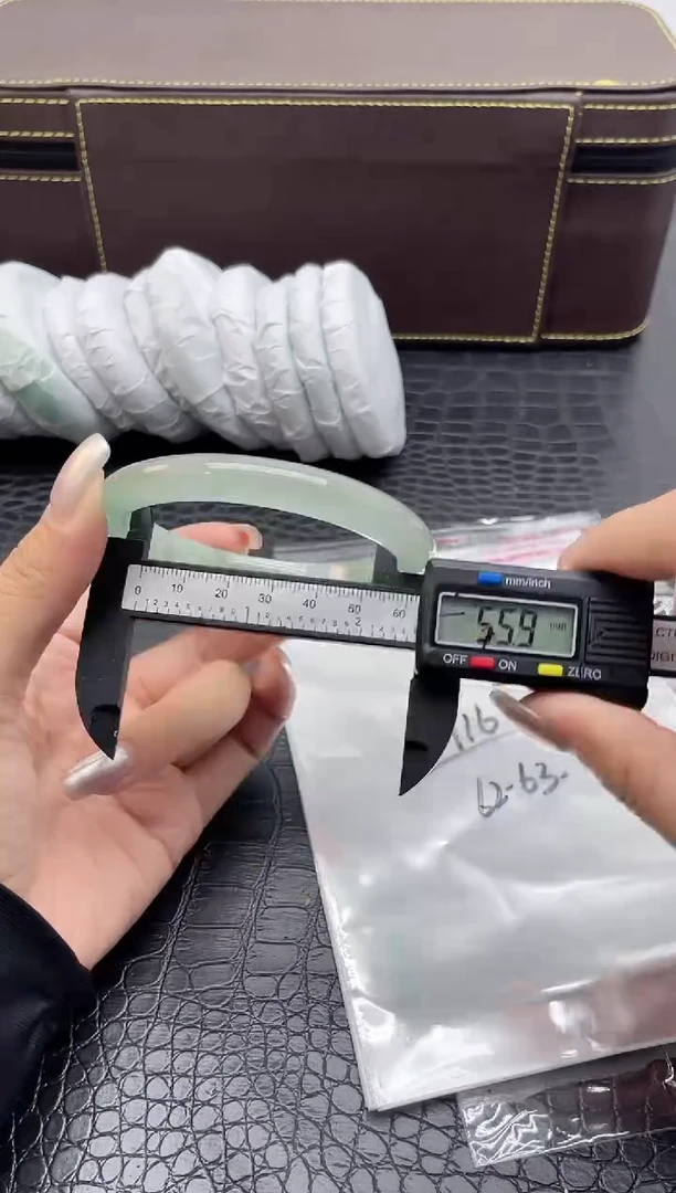 116手镯所见即所得拍啥发啥