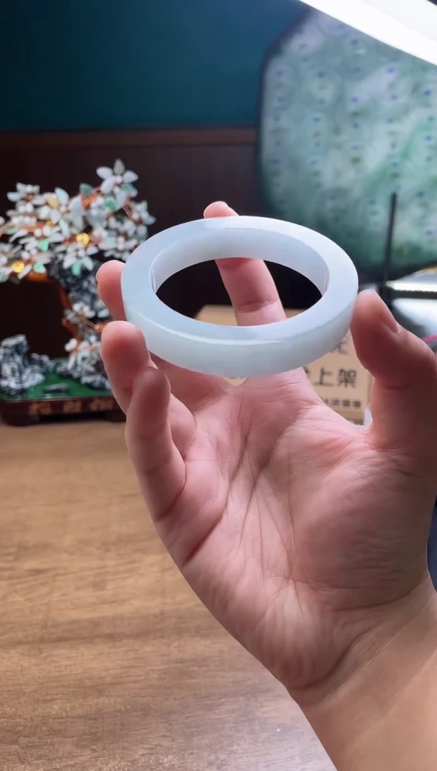 【闪购商品】定制翡翠手镯未镶嵌定制