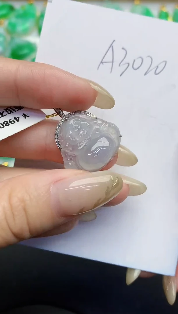 翡翠18K金镶嵌颈饰缅甸天然翡翠A货