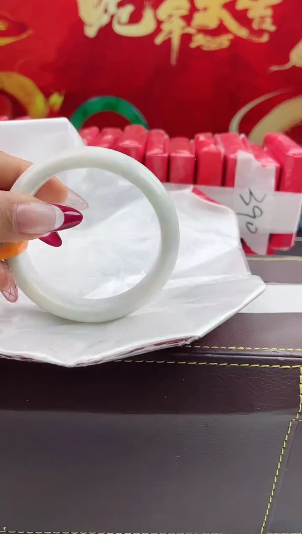 【闪购商品】翡翠手镯未镶嵌翡翠手镯（微瑕）7