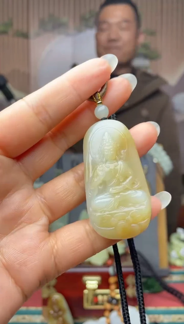 颈饰未镶嵌和田玉拍一发一