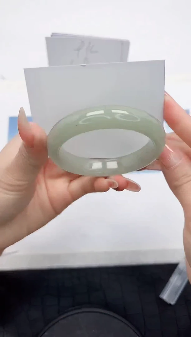 【闪购商品】石英质玉手镯未镶嵌N76-54