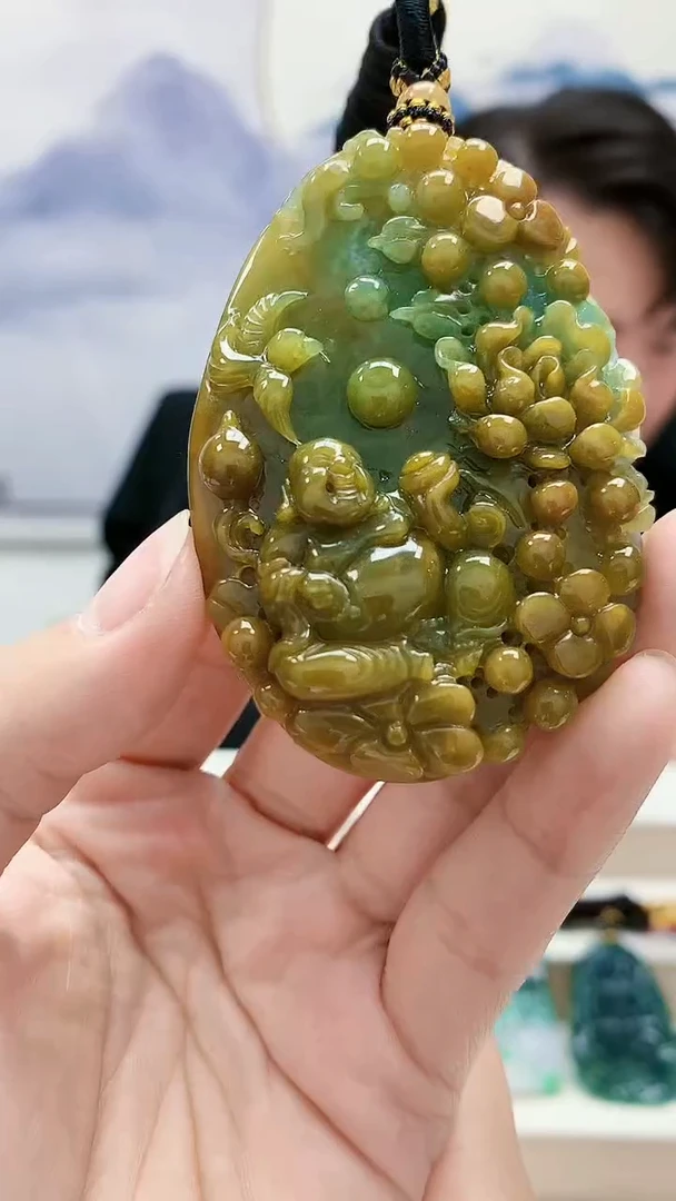 未镶嵌定制翡翠5060lr-毛货挂件23