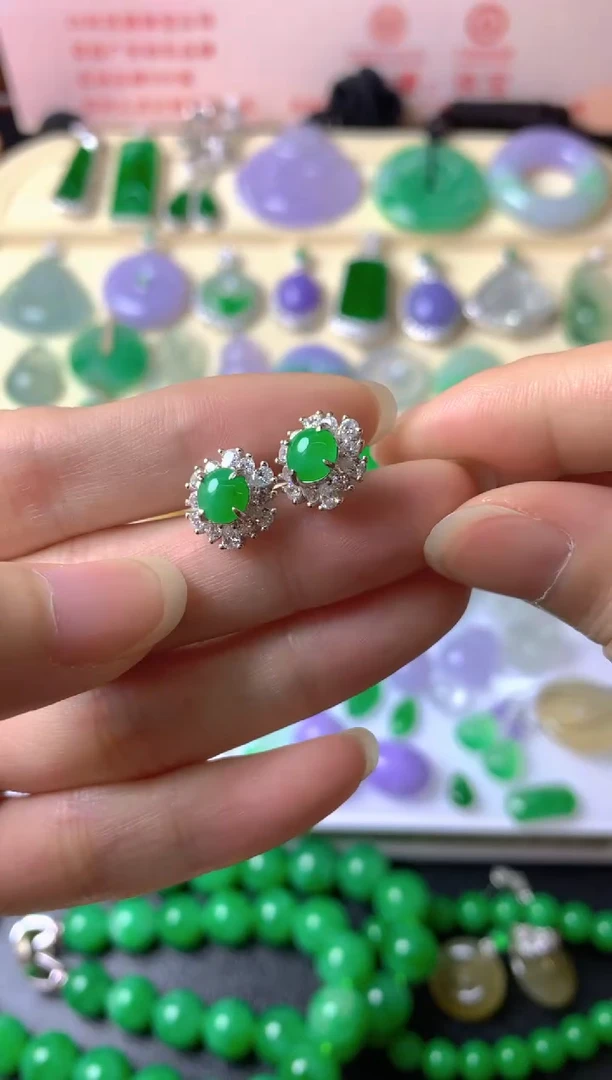 银S925镶嵌翡翠耳饰只***板耳饰