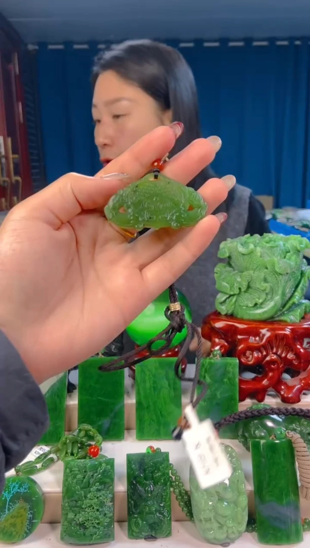 【闪购商品】和田玉挂件未镶嵌1