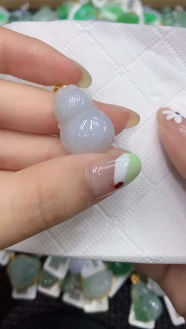 翡翠未镶嵌颈饰 111111111111