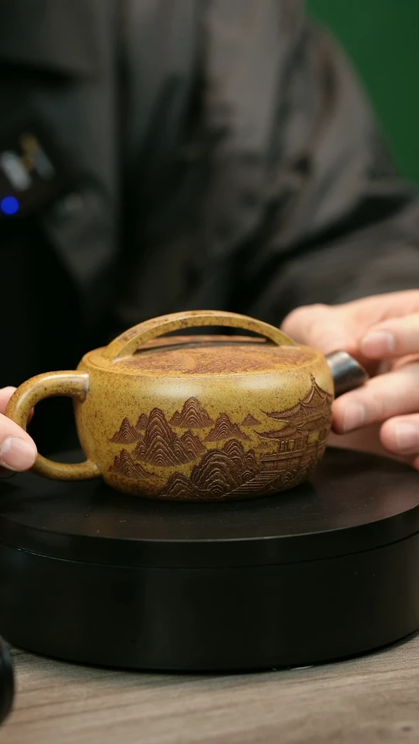 茶壶紫砂艺*H2460李三妹段泥龙腾四海一片瓦