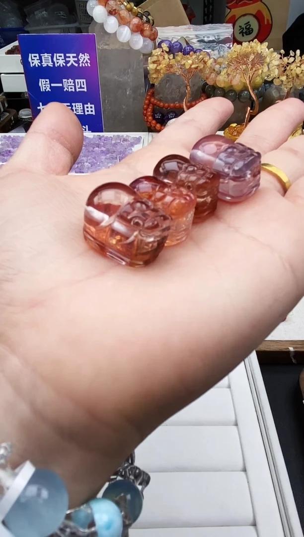 【闪购商品】水晶吊坠(不含链)未镶嵌77a多样性发其一2/8/1个