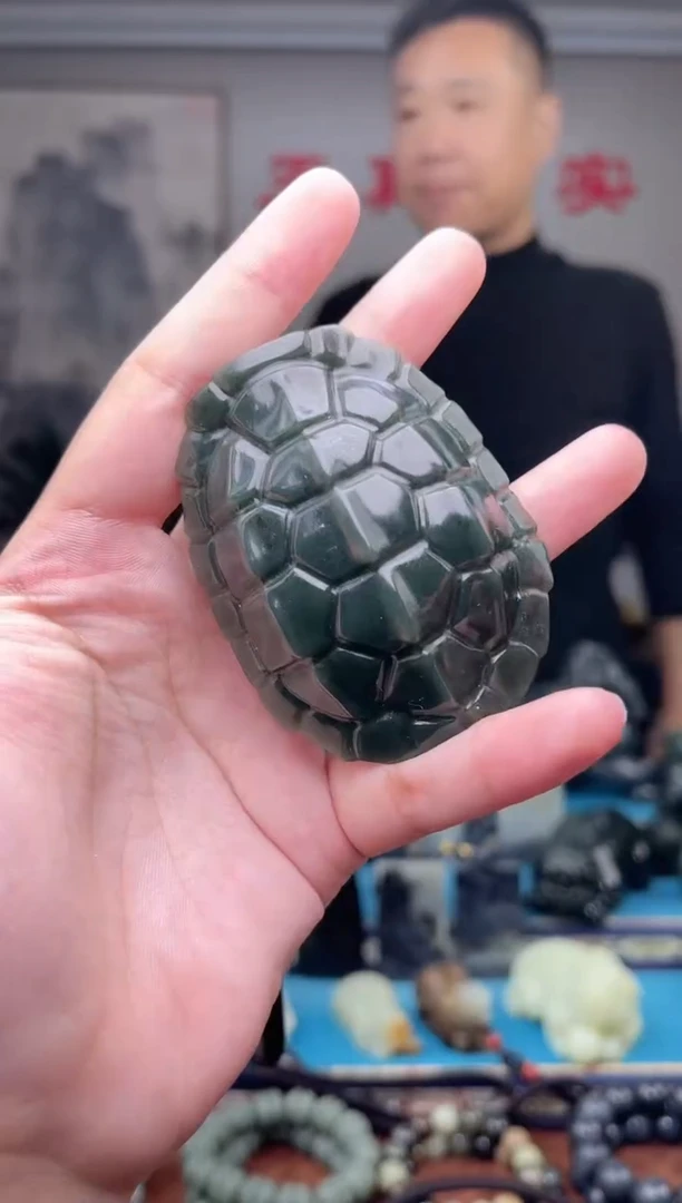 未镶嵌和田玉挂件1