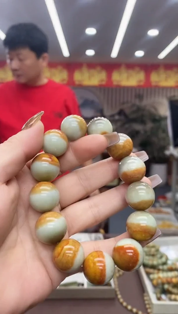 未镶嵌手链透闪石质玉手串
