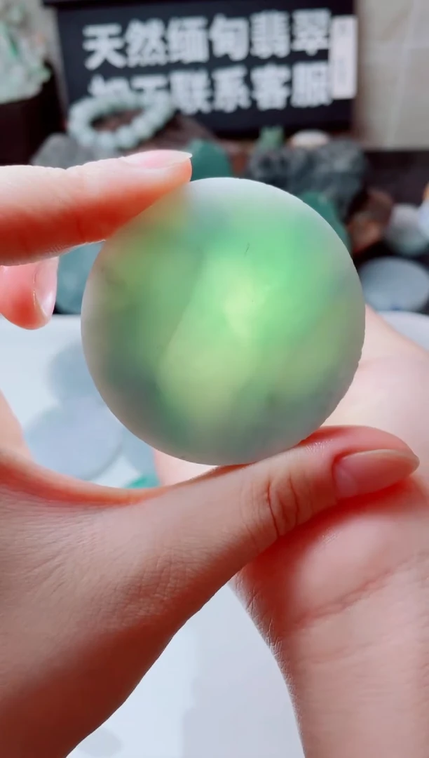 翡翠未镶嵌颈饰2534......