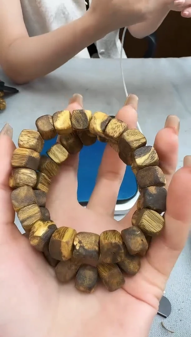 沉香手串1115黄棋方珠单圈多样性发一