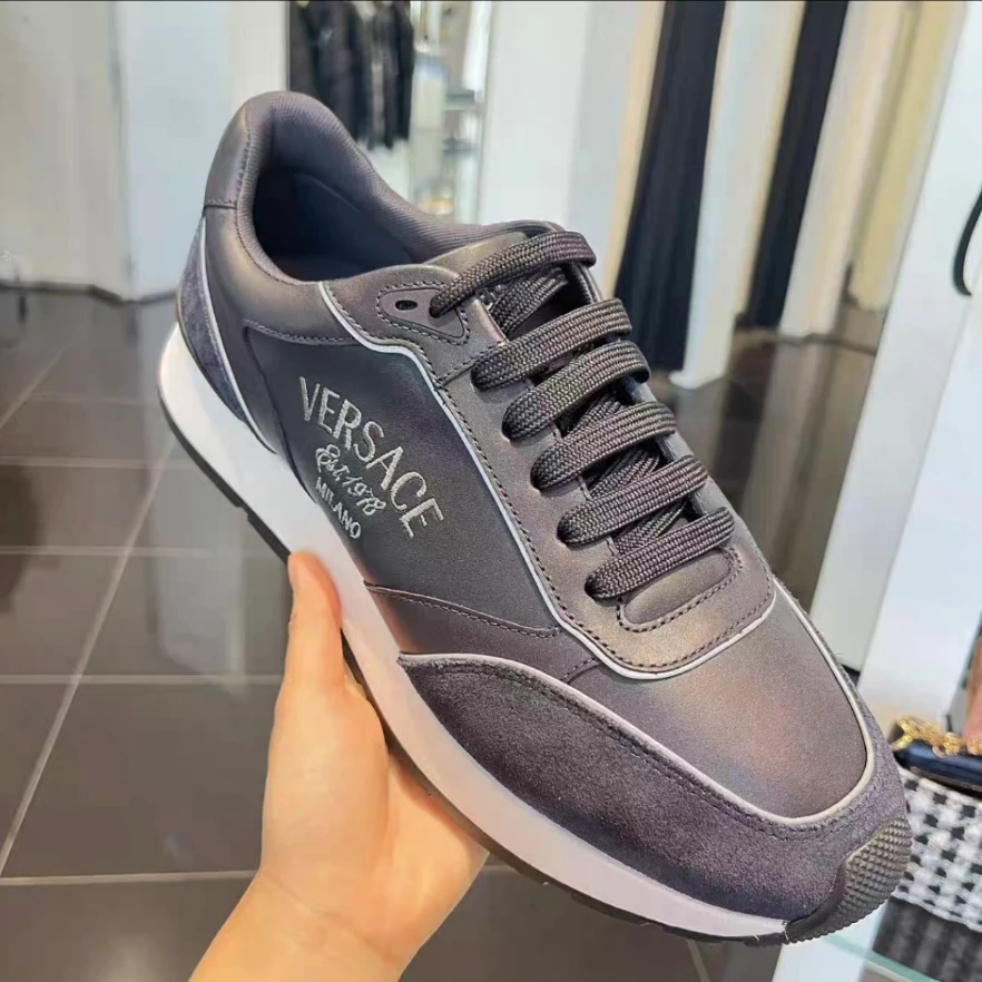 未使用 VERSACE/范思哲 范思哲男士绒面偏青色时尚百搭运动鞋