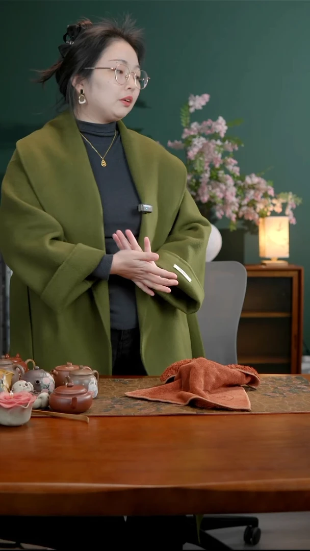 茶壶紫砂泥绘小壶