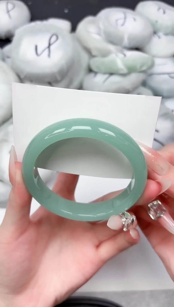 未镶嵌手镯石英质玉92-62.2