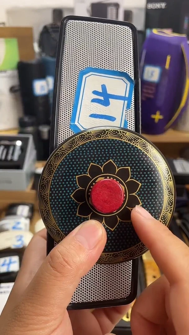 瓷片闪购商品 如图所示
