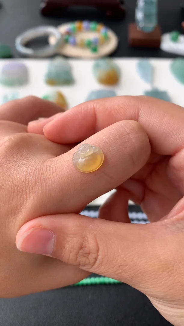 未镶嵌定制翡翠翡翠