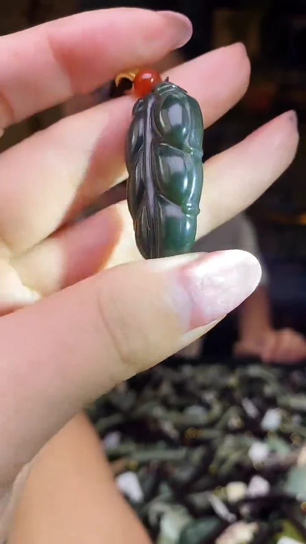 颈饰未镶嵌和田玉多样性发货，拍一发一