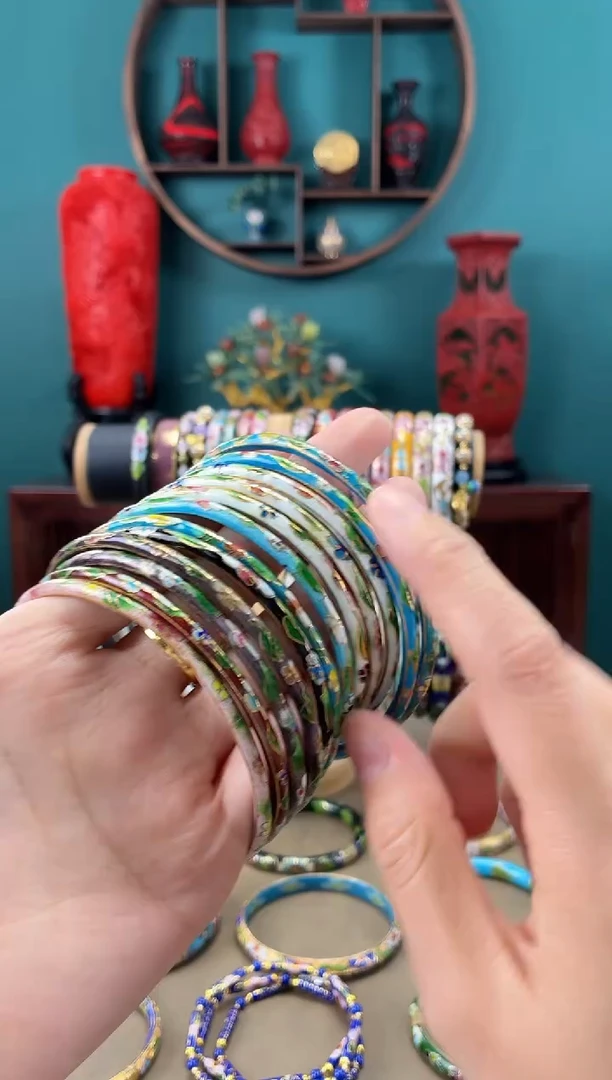 ?****念景泰蓝喜上眉梢开口镯 58-65 黑色