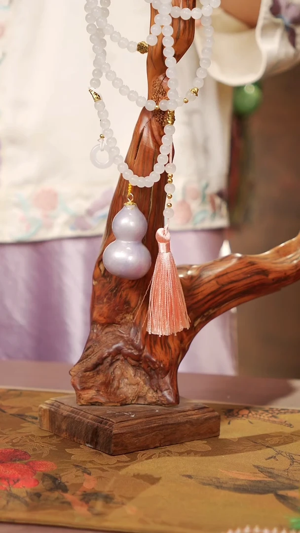 350天琦閤漆艺小葫芦挂件