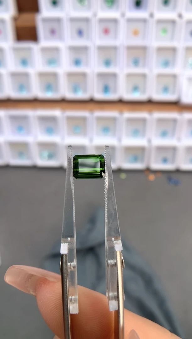 未镶嵌裸石定制碧玺1.9ct