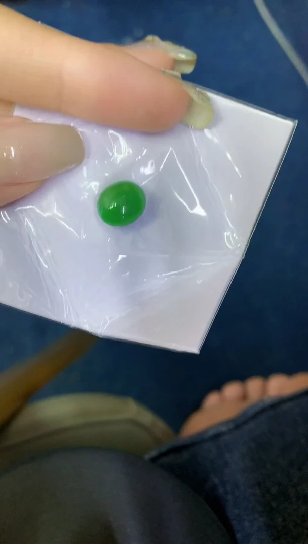 翡翠未镶嵌颈饰缅甸天然翡翠A货