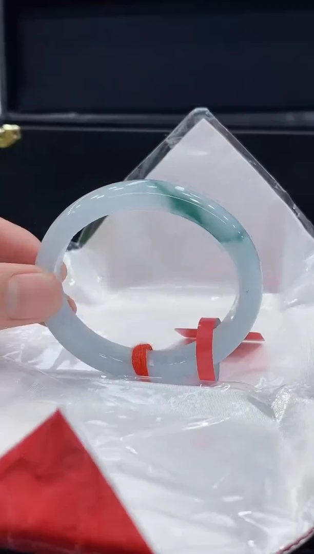 未镶嵌手镯翡翠翡翠手镯